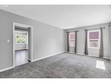 2732 Fir St, Longview, WA 98632 - photo 4