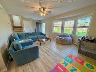 749 Grandview Ave, Point Pleasant, WV 25550 - photo 3