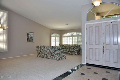 Foyer-Living Room