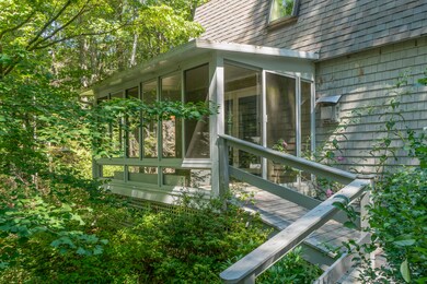 652 Cross Point Rd_104