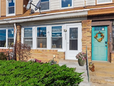 6333 Glenview Place, Pittsburgh, PA 15206 - photo 2