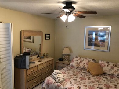 D024EBC4-C11C-4E90-A5FB-DB60BD6674E0