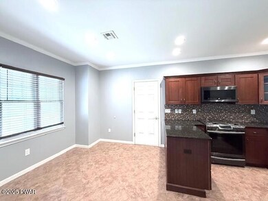 803 Macintosh Way, Matamoras, PA 18336 - photo 6