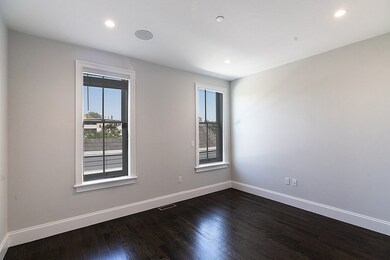 719 E 5th St unit 1, Boston, MA 02127 - photo 7