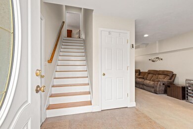 2B Ockway St, Worcester, MA 01604 - photo 4
