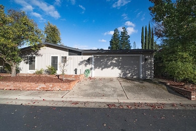 6924 Grand Tree Ln, Citrus Heights, CA 95621 - photo 2