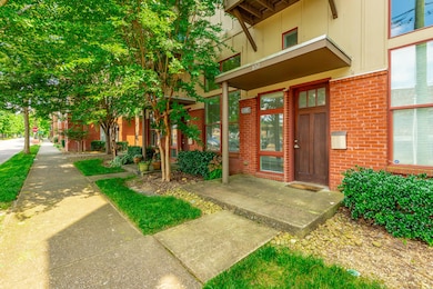 852 East 8th Street HD-69