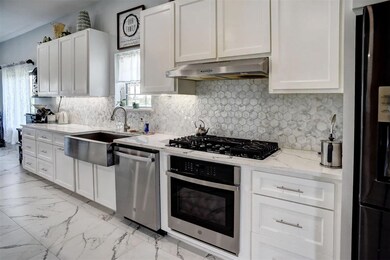 626 Sparta Field Rd, Waelder, TX 78959 - photo 6