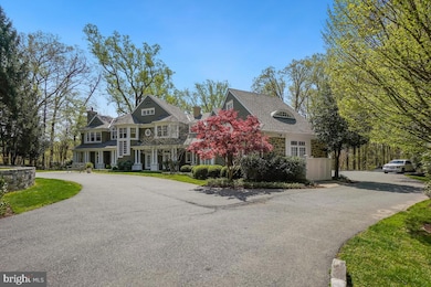 9907 River View Ct, Potomac, MD 20854 - photo 7