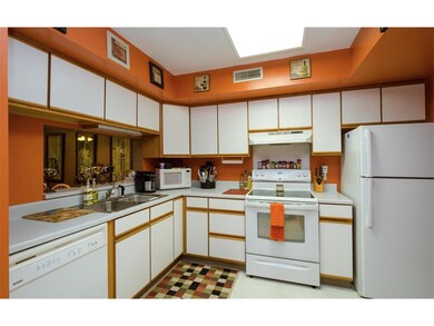 1280 Daleview Dr unit 3, Marion, IA 52302 - photo 3