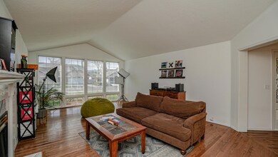 2483 Greenridge Dr, Medford, OR 97504 - photo 6