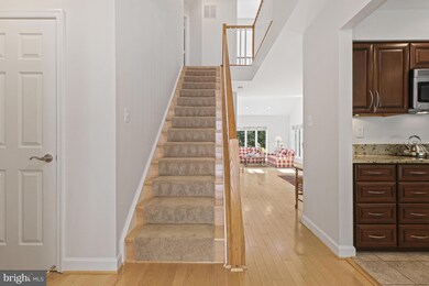 1318 Wedgewood Manor Way, Reston, VA 20194 - photo 6