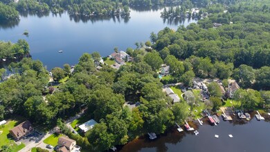 13 Escumbuit Rd, Derry, NH 03038 - photo 2