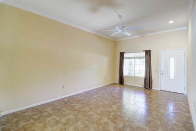 10110 W Highwood Ln, Sun City, AZ 85373 - photo 3