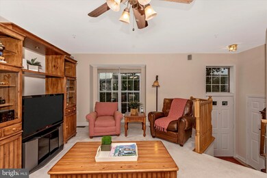 6417 Towncrest Ct W, Frederick, MD 21703 - photo 5