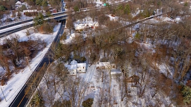 434 Tunxis Ave, Bloomfield, CT 06002 - photo 6