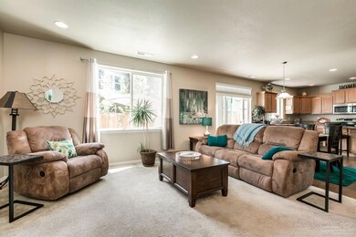 20555 Goldenrod Ln, Bend, OR 97702 - photo 5