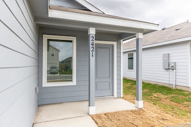 2421 Legends Creek, New Braunfels, TX 78130 - photo 3