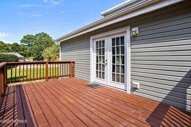 519 University Dr, Jacksonville, NC 28546 - photo 2