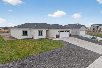 605 E Eureka Ave, Pasco, WA 99301 - photo 3