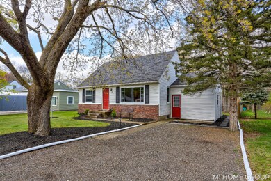 1049 Bronson Ave Plainwell-4