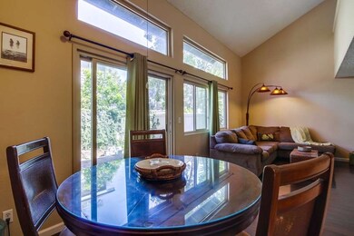 Great flowing floorplan!