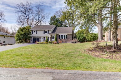 2512 Whamer Ln, Schenectady, NY 12309 - photo 2