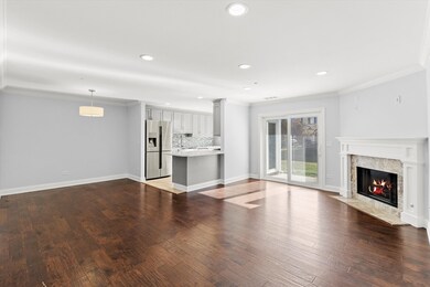 1615 W Hawkes St unit 5, Arlington Heights, IL 60004 - photo 4