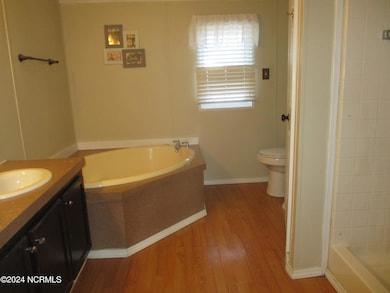 6867 Reedy Branch listing master bath