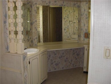 716 Oleander Cir, Sebastian, FL 32976 - photo 5