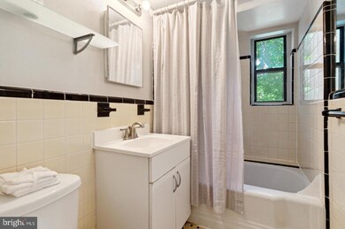 Wilshire Park Condominium unit 206, Washington, DC 20008 - photo 6