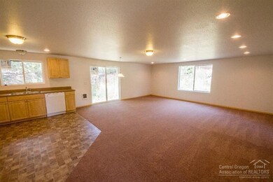 61123 Hamilton Ln, Bend, OR 97702 - photo 6