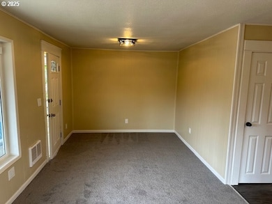 317 17th Ave, Longview, WA 98632 - photo 4