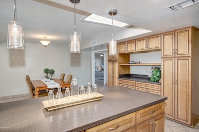 Formal Dining Server