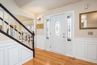 1528 Carlyle Rd, Naperville, IL 60564 - photo 7