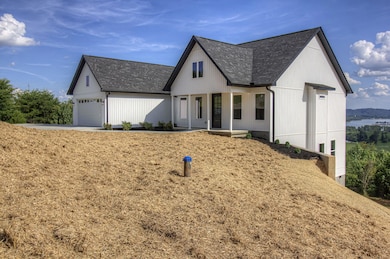 164 Logans Bluff, Bean Station, TN 37708 - photo 3