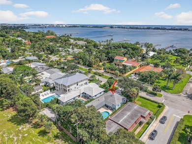 1027 S Palmway, Lake Worth, FL 33460 - photo 3