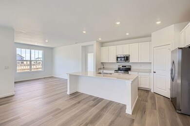 4304 Shirley Dr Kitchen