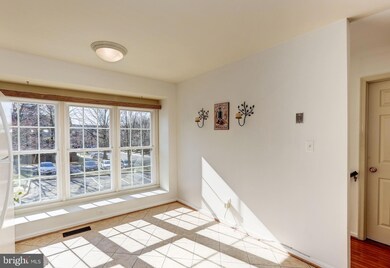 1329 Templeton Place, Rockville, MD 20852 - photo 4