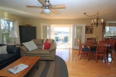 LIVING ROOM 2