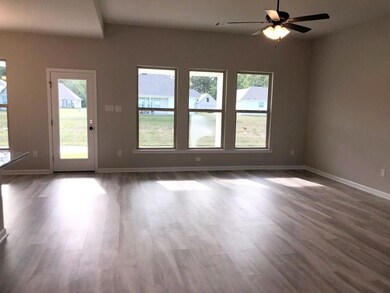 39587 Deer Crossing Dr, Ponchatoula, LA 70454 - photo 2