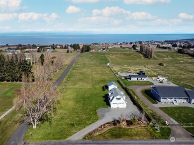 Partial water views to the North