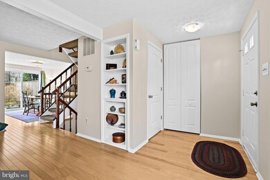 11511 Ivy Bush Ct, Reston, VA 20191 - photo 2