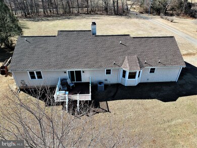 19243 Clover Hill Rd, Jeffersonton, VA 22724 - photo 4