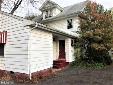 41 Lupton Ave, Woodbury, NJ 08096 - photo 2