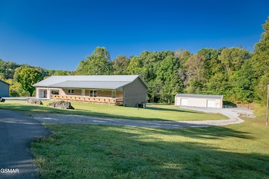 1835 Sunnydale Dr, Sevierville, TN 37862 - photo 4