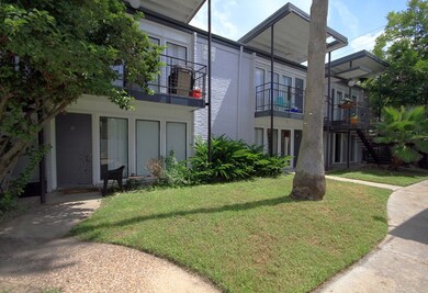 1000 Heights Blvd unit 5, Houston, TX 77008 - photo 6