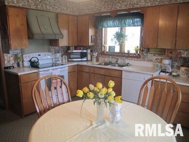 1300 200th St, Tipton, IA 52772 - photo 7