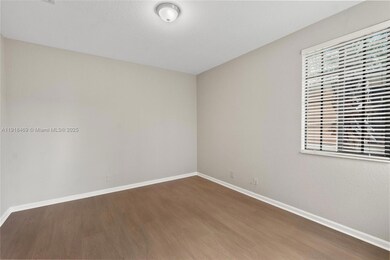 2649 Center Court Dr unit 27, Weston, FL 33332 - photo 5