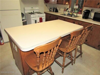 161 S 4th St, Lehighton, PA 18235 - photo 3